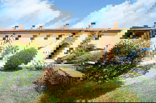 Photo 27 - Home in Collesalvetti With Garden