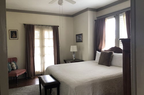 Photo 4 - Memphis Belvedere Suites