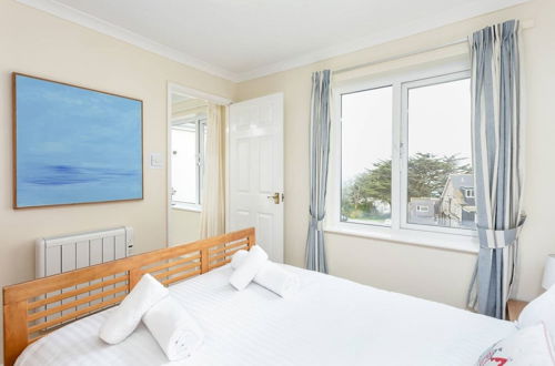 Photo 8 - Surf Break 2BD St Ives Apartment W/ Sea Views+spa Experience