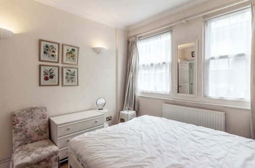 Photo 5 - Charming Central London Flat