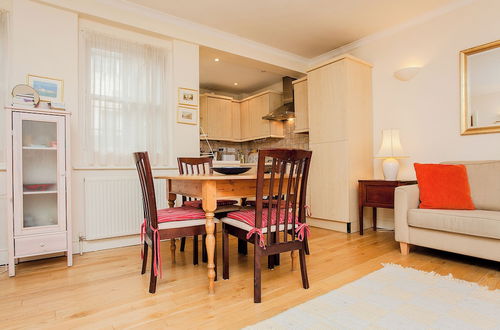 Photo 20 - Charming Central London Flat