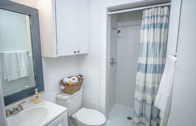 Lovely 2br/2ba Home Near Riverwalk - Photo 12