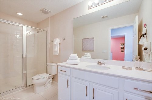Foto 43 - Orlando Newest Resort Community Town 5 Bedroom Townhouse by RedAwning