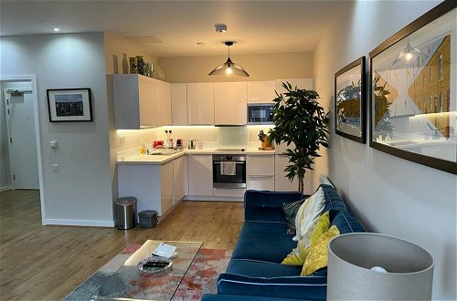 Foto 13 - Fantastic Modern 2 Bedroom Flat in Lambeth