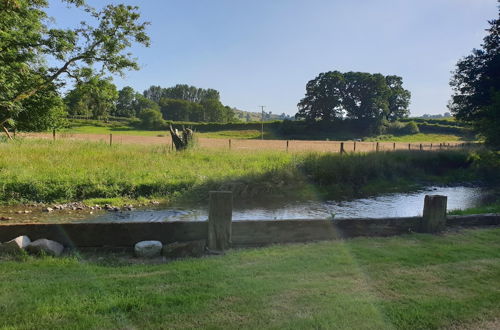 Foto 15 - Riverside Cabin in Shropshire