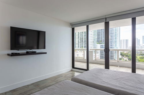 Foto 9 - Ocean View Condo With Gorgeous Miami Sunset