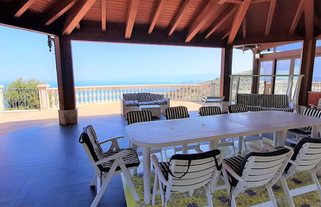 Divine Holiday Home in Giosa Marea with Sauna & Hot Tub - Foto 24