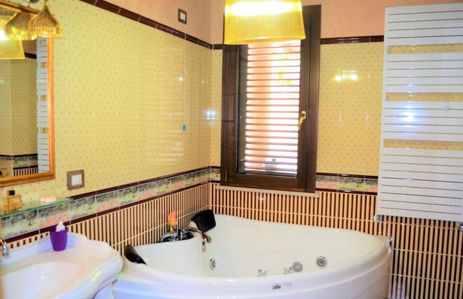 Divine Holiday Home in Giosa Marea with Sauna & Hot Tub - Foto 33