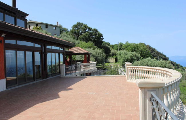 Divine Holiday Home in Giosa Marea with Sauna & Hot Tub - Foto 72