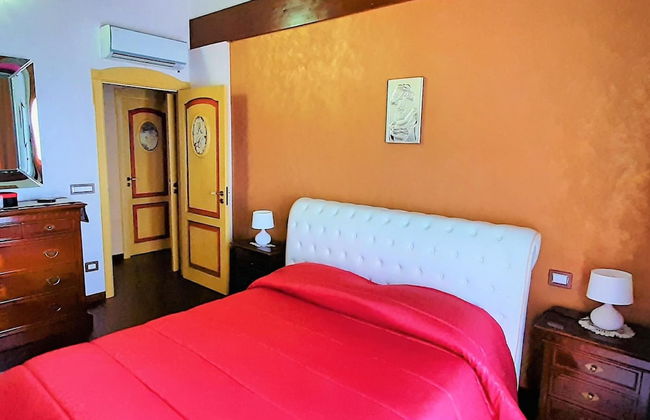 Divine Holiday Home in Giosa Marea with Sauna & Hot Tub - Foto 5
