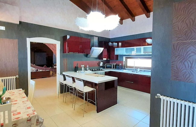 Divine Holiday Home in Giosa Marea with Sauna & Hot Tub - Foto 13