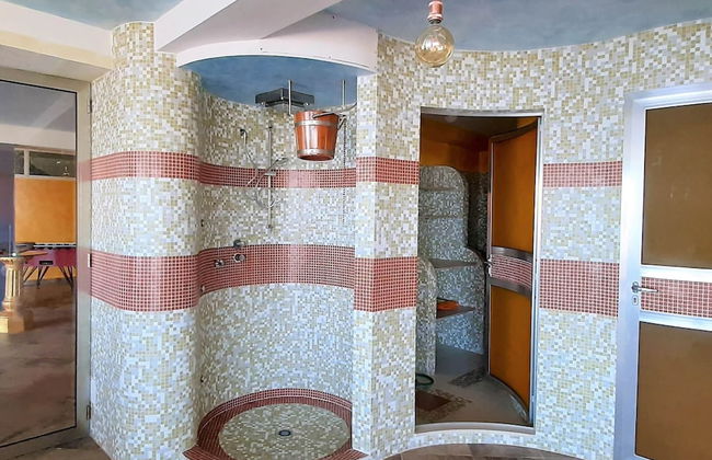 Divine Holiday Home in Giosa Marea with Sauna & Hot Tub - Foto 56
