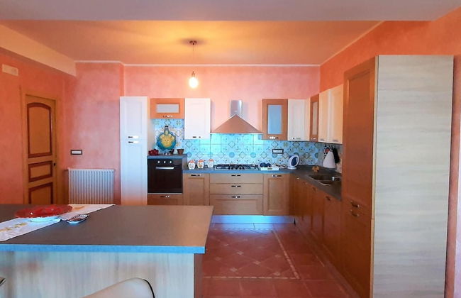 Divine Holiday Home in Giosa Marea with Sauna & Hot Tub - Foto 8