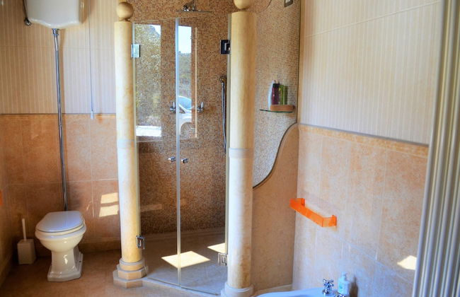 Divine Holiday Home in Giosa Marea with Sauna & Hot Tub - Foto 43