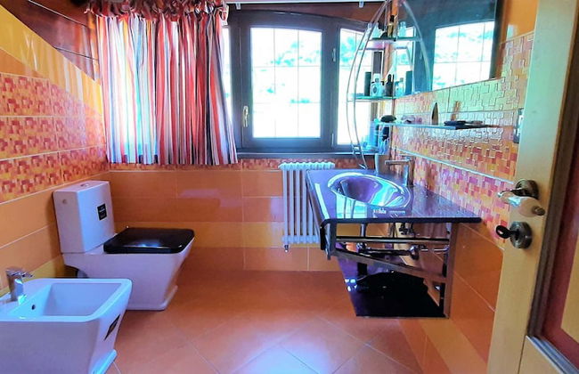 Divine Holiday Home in Giosa Marea with Sauna & Hot Tub - Foto 41