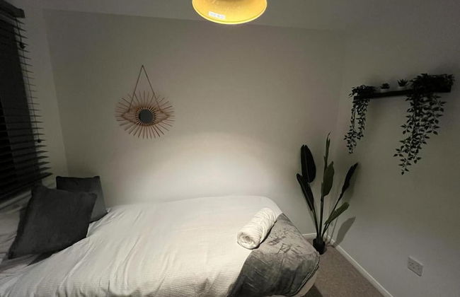 Impeccable 2-bed Apartment in Grays, London - Foto 6