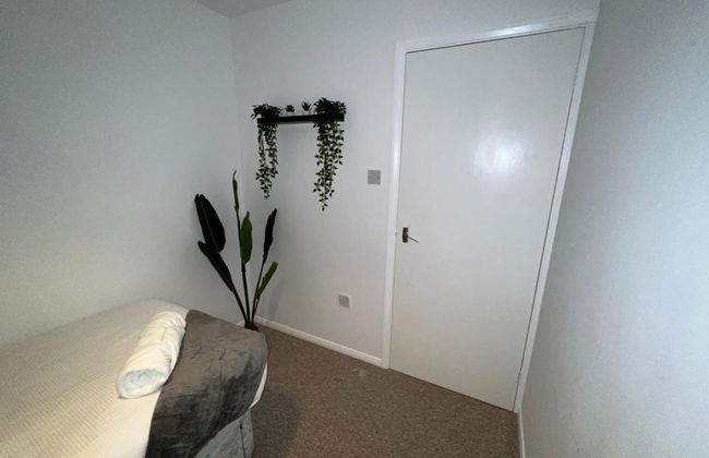 Impeccable 2-bed Apartment in Grays, London - Foto 4