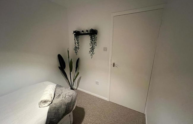 Impeccable 2-bed Apartment in Grays, London - Foto 5