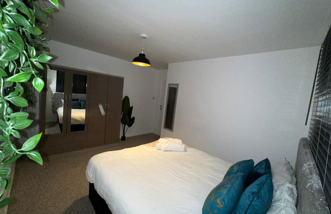 Impeccable 2-bed Apartment in Grays, London - Foto 2