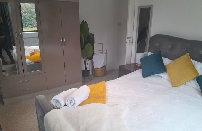 Impeccable 2-bed Apartment in Grays, London - Foto 16