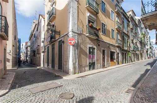 Photo 20 - Casa Atalaia by All In Lisbon
