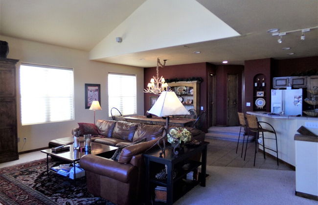 Fawn Townhome 3 bed 3 bath HTJP3 - Foto 12