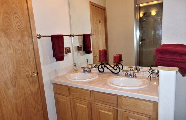 Fawn Townhome 3 bed 3 bath HTJP3 - Foto 17