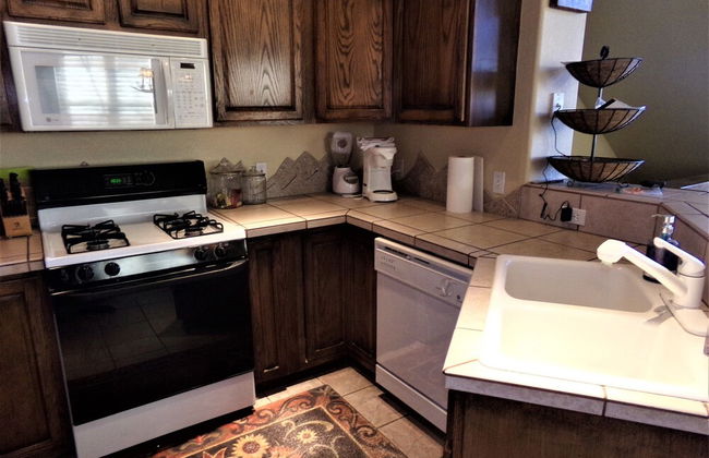 Fawn Townhome 3 bed 3 bath HTJP3 - Foto 9