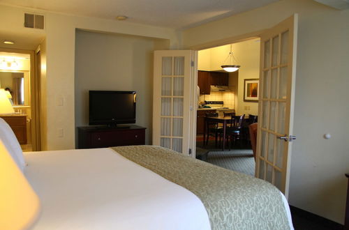 Photo 6 - New Haven Village Suites