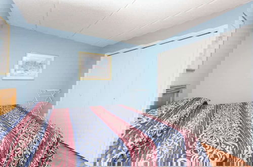 Photo 6 - Atrium #102