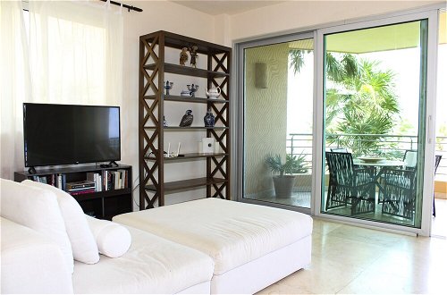 Photo 25 - Luxury Apartament Punta Roca Ocean Front