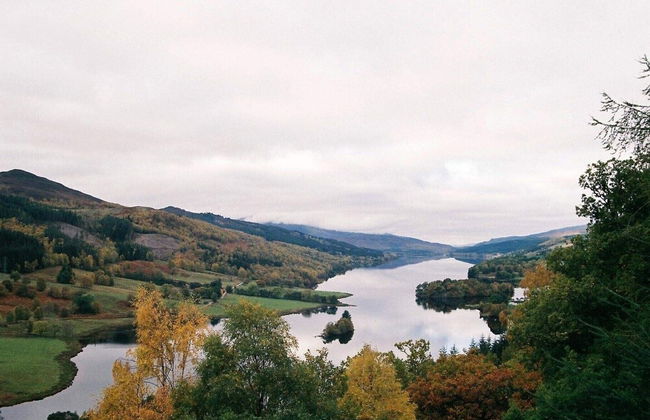 Pitlochry Stay-sleeps 3-central & Connected - Foto 12