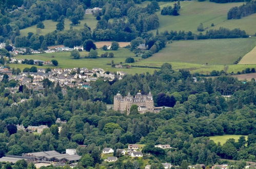 Photo 33 - Immaculate 1 Bed Apartment in Pitlochry, Scotland