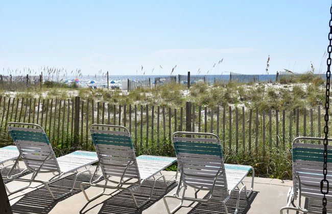 Island Sunrise Condos by Hosteeva - Foto 35