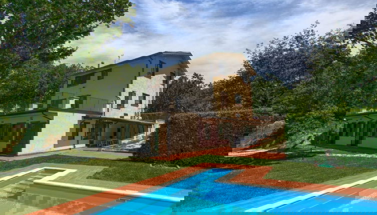 Foto 1 - Mansion in San Valentino With Pool