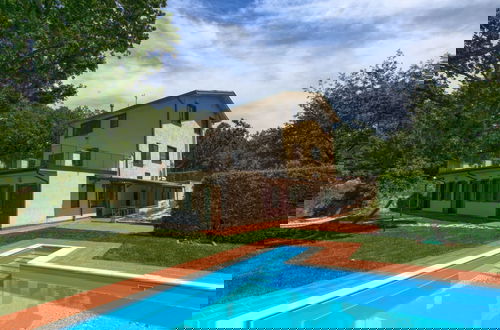 Foto 1 - Mansion in San Valentino With Pool