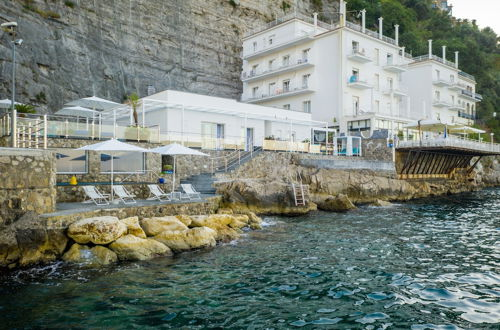 Foto 41 - Beachfront Villa Sorrento & private sea access