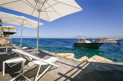 Foto 56 - Beachfront Villa Sorrento & private sea access