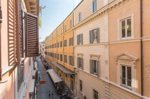 Photo 22 - Rental In Rome Vite Prestigious
