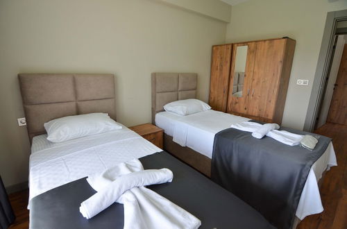 Photo 4 - Mykonut Erna Apart Hotel