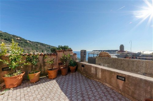Photo 40 - Altido Astonishing Sea View Apartment in Verezzi