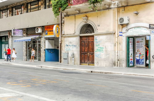 Photo 14 - Bari Centrale Railway Station Apartment