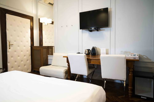 Photo 18 - Navona Central Suites