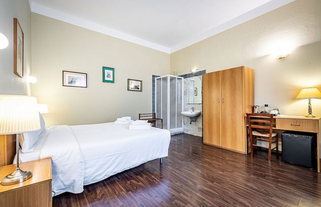 Bellevue House - Photo 11