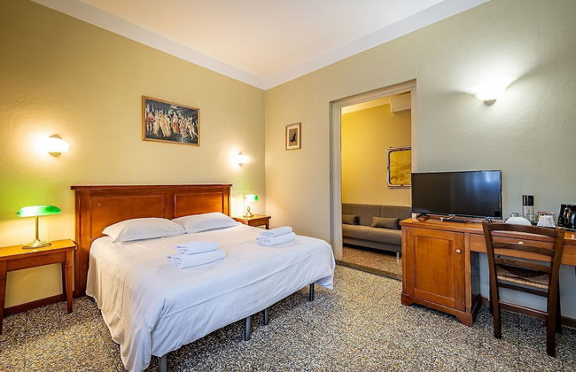 Bellevue House - Photo 39