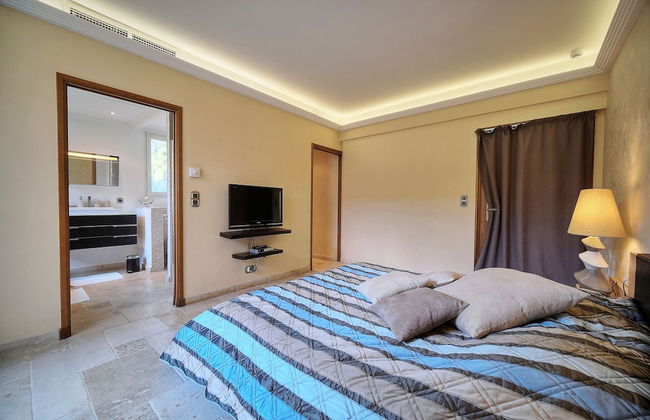 HAVRE DE PAIX" 5 étoiles Prestige jacuzzi, hammam, sauna, PISCINE chauffée Mougins Cannes Grasse - Foto 3