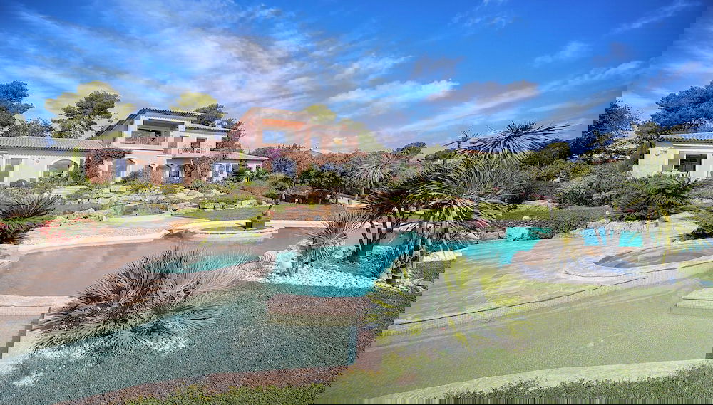 Primary image