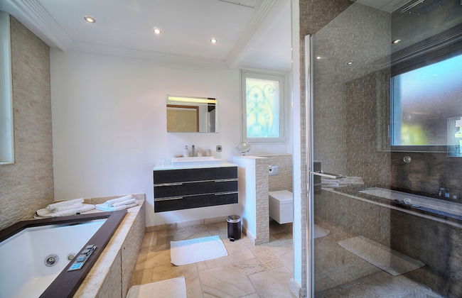 HAVRE DE PAIX" 5 étoiles Prestige jacuzzi, hammam, sauna, PISCINE chauffée Mougins Cannes Grasse - Foto 30