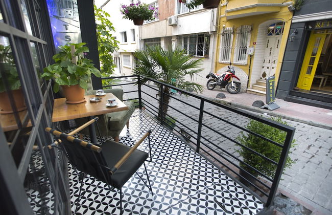 T-Square Residence - Photo 52