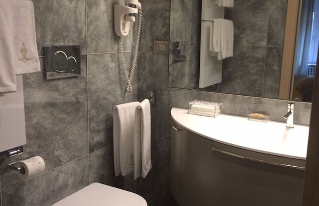 Augustana House - Foto 42